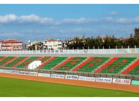 Atatürk Stadyumu - Yalova